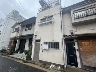 下山手通戸建の物件外観写真